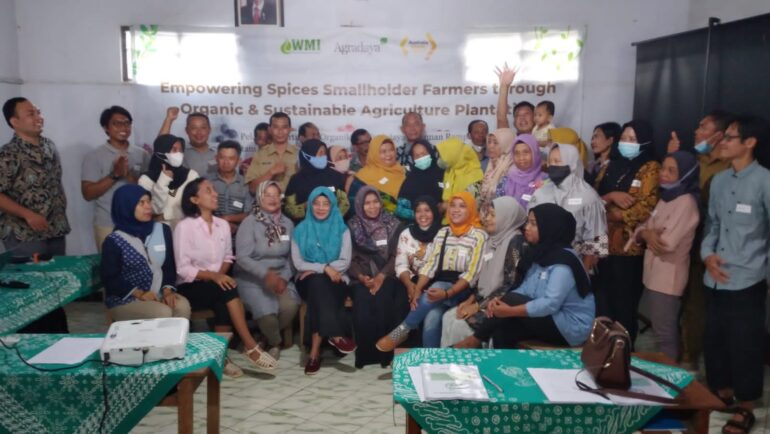 Pelatihan Sertifikasi Organik dan Budidaya Tanaman Rempah Untuk Petani mitra lembaga Agradaya dan Yayasan Wahana Mandiri Indonesia