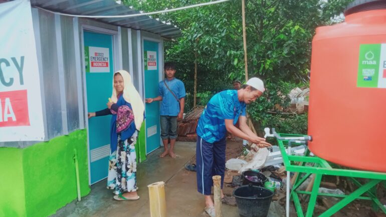 Bantuan Jaringan Air Bersih & Toilet Untuk Penyintas Cianjur